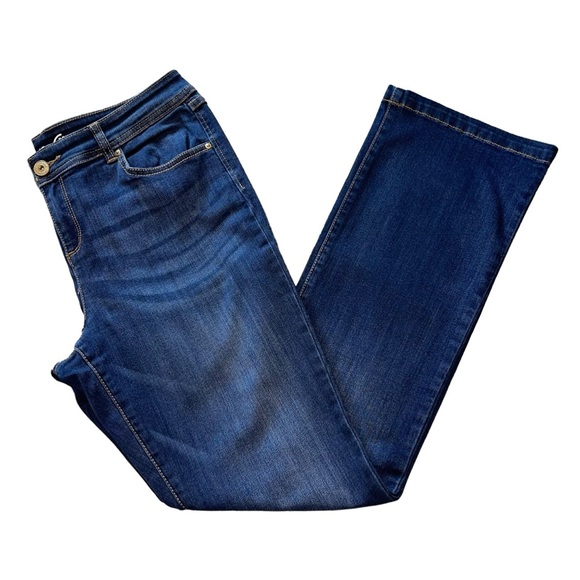 INC International Concepts Dark Wash Mid-Rise Flap Pocket Bootcut Denim Jeans - Picture 2 of 8